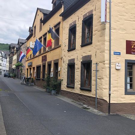 Hotel Zur Dorfschaenke Klotten Exterior foto